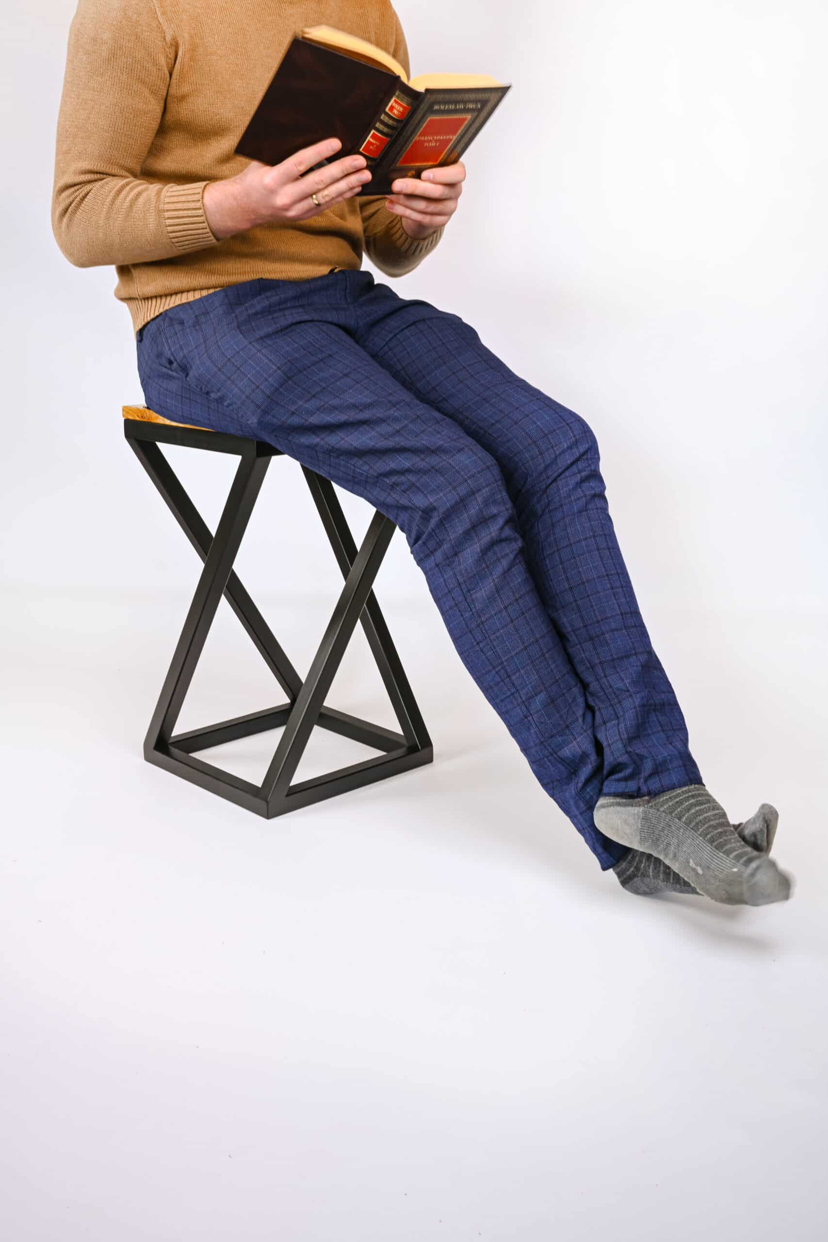 Hocker Twist | Jet Black